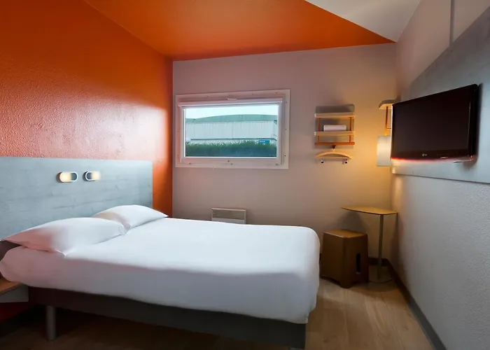 Hotel Ibis Budget Universite 2*